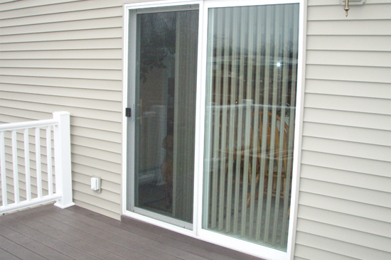 Hawthorne-screen-door-repair