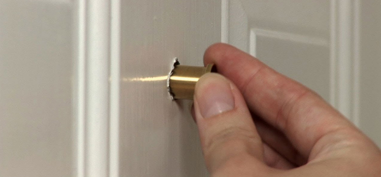 peephole door repair in Hawthorne
